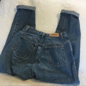 High wasted mom jeans